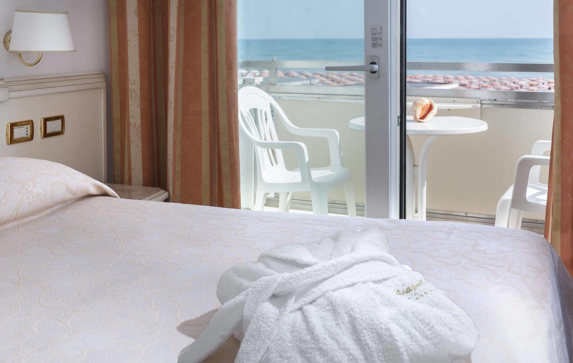 מילאנו מריטימה Hotel Acapulco מראה חיצוני תמונה