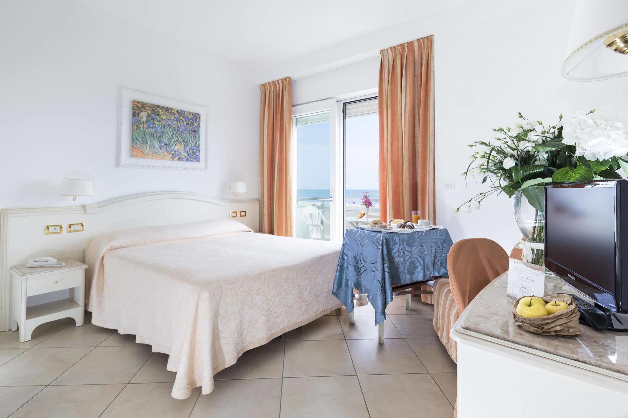 מילאנו מריטימה Hotel Acapulco מראה חיצוני תמונה